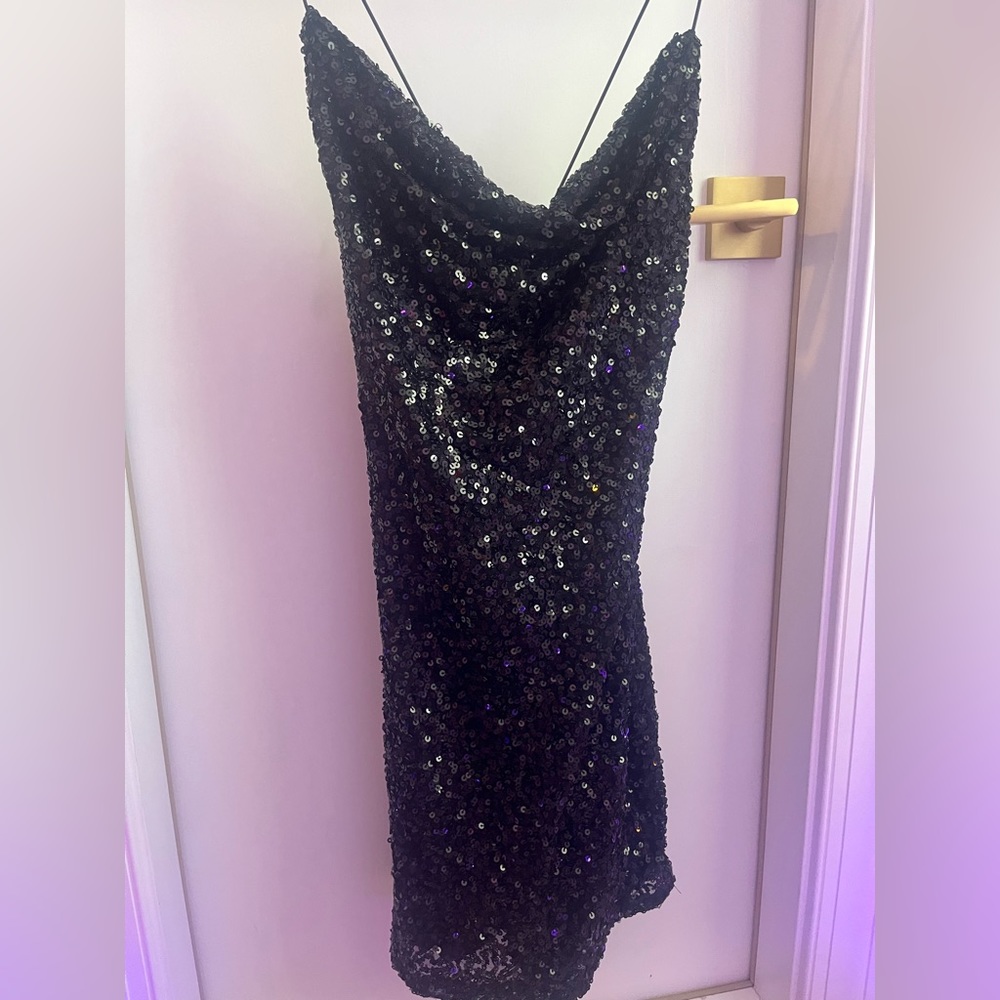 NWT Windsor party/prom black sequin mini dress- smoke free pet free home